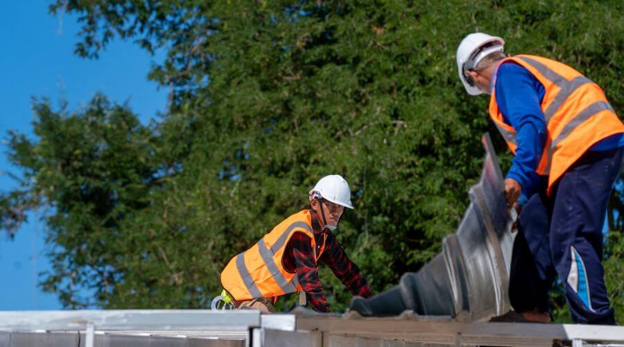 Expert new roof installation services in Mason City, IA